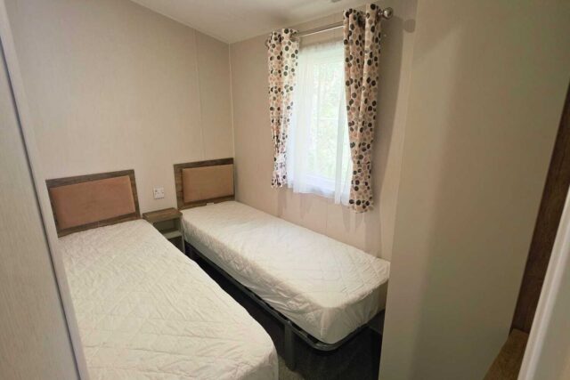 Static 1 Twin Bedroom