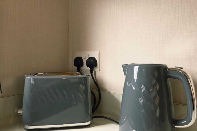 Static 2 Kettle Toaster